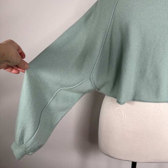 Free People Lost In Forest Mock Neck Ballon Sleeve Cropped Sweater Light Green S - Picture 5 of 13